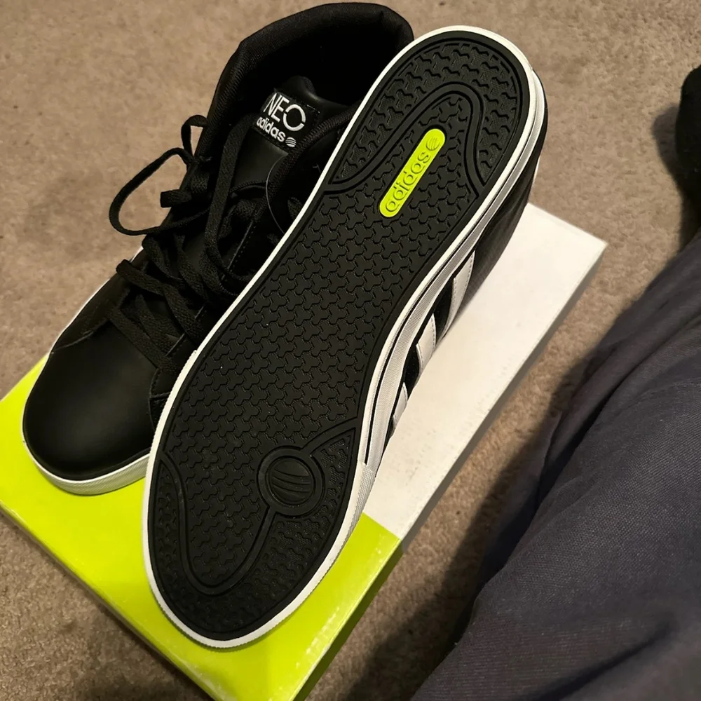 Addidas Mens - Picture 1 of 4